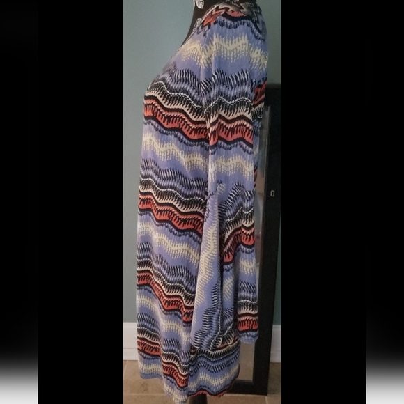 J mode Bell Sleeve Dress - Picture 6 of 9